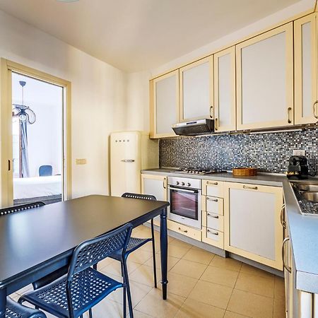 Elegant 2 Bedrooms Apartments Near Duomo ミラノ エクステリア 写真