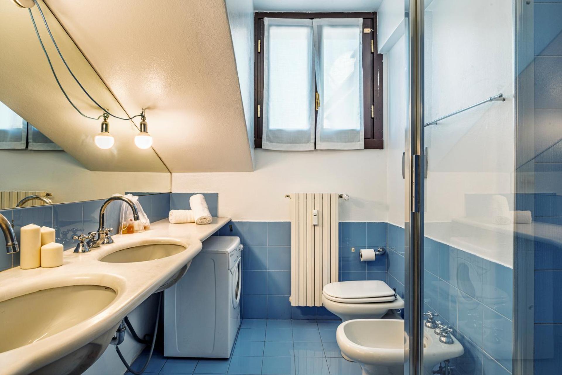 Elegant 2 Bedrooms Apartments Near Duomo ミラノ エクステリア 写真