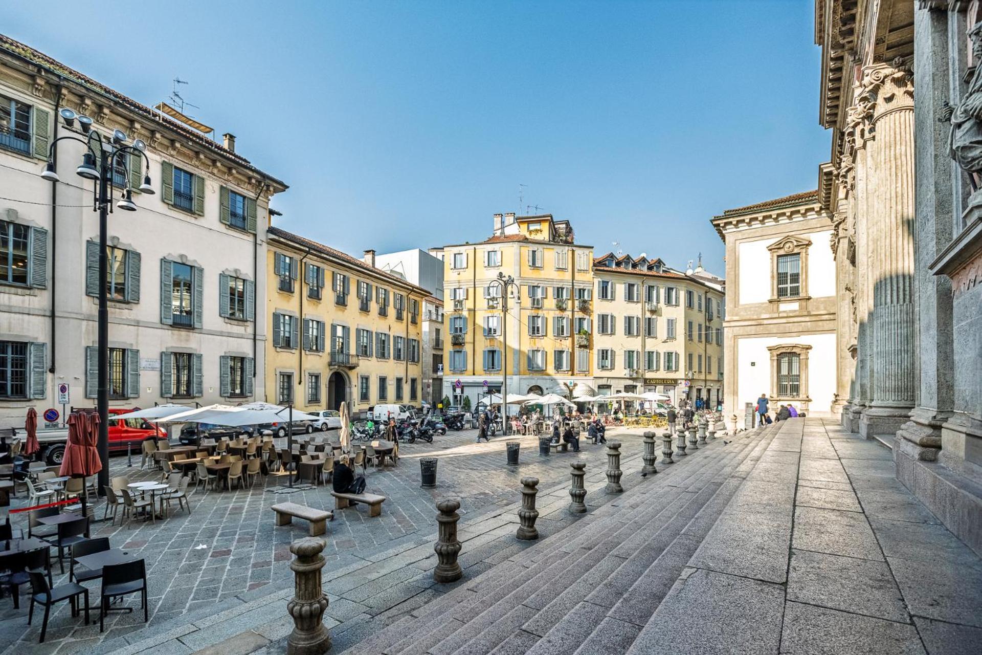 Elegant 2 Bedrooms Apartments Near Duomo ミラノ エクステリア 写真