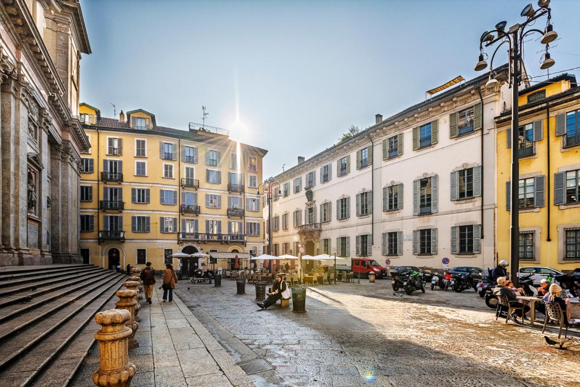 Elegant 2 Bedrooms Apartments Near Duomo ミラノ エクステリア 写真