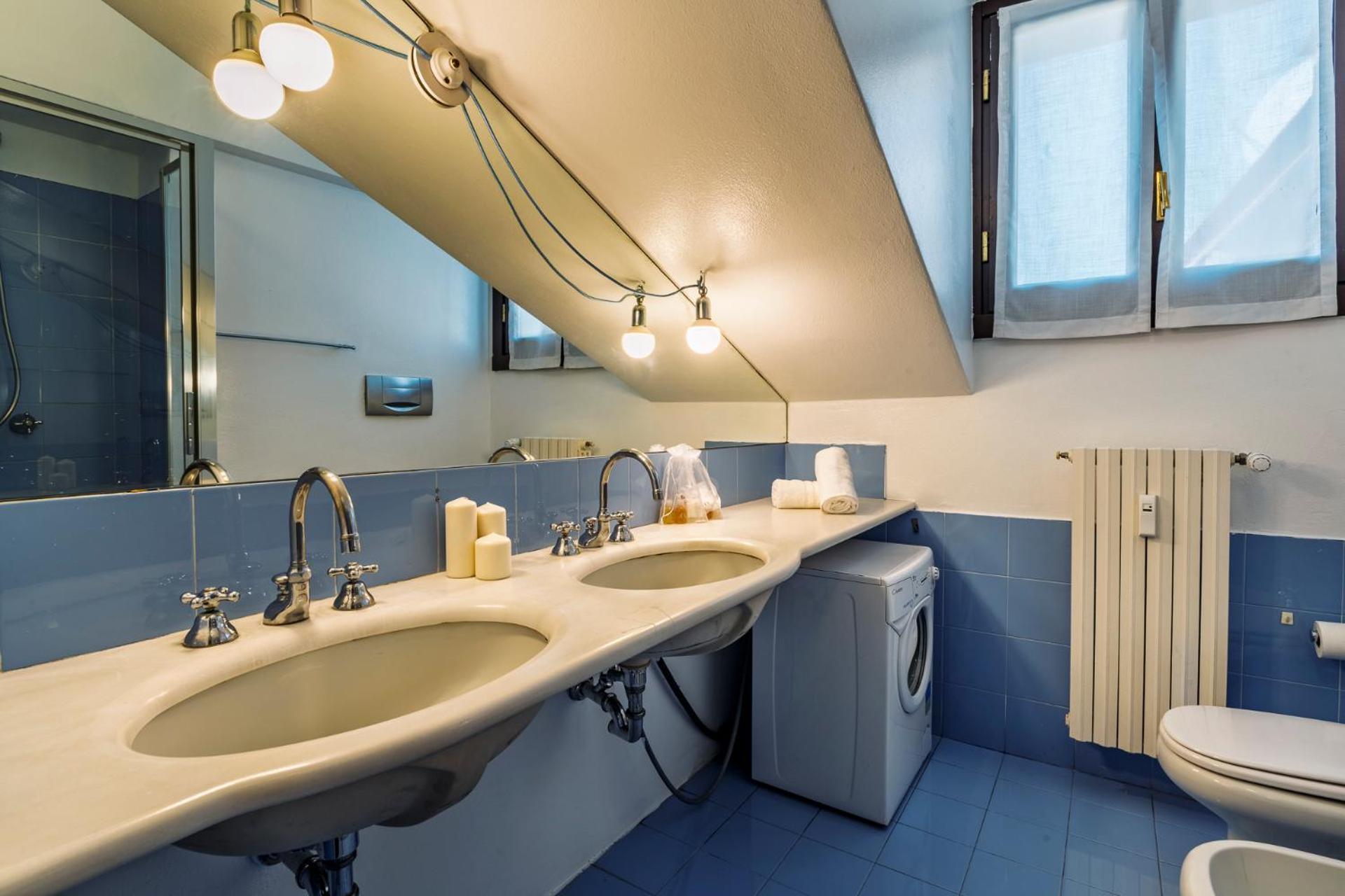 Elegant 2 Bedrooms Apartments Near Duomo ミラノ エクステリア 写真
