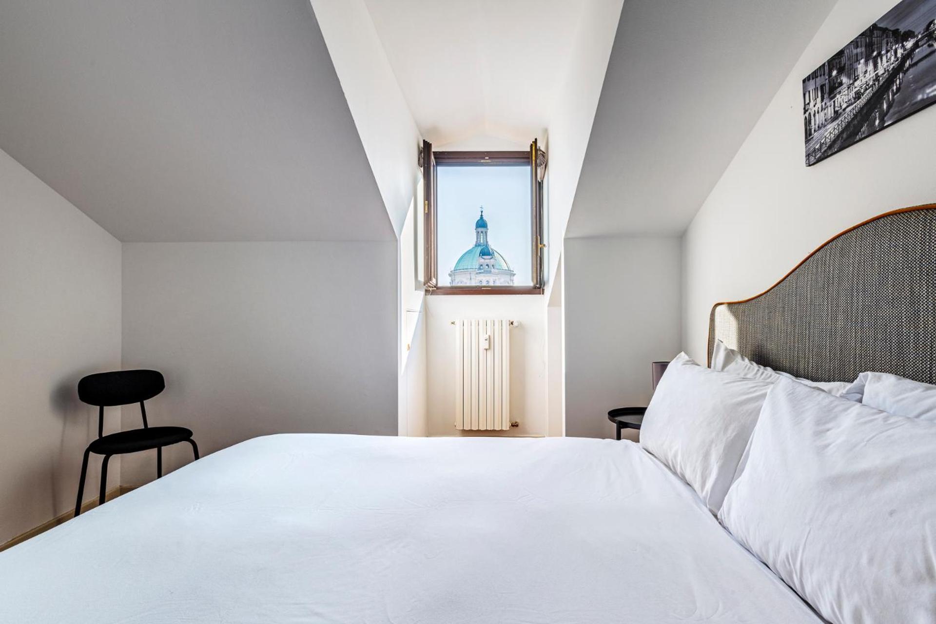 Elegant 2 Bedrooms Apartments Near Duomo ミラノ エクステリア 写真